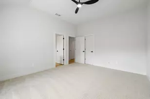 1006 Cottonbowl Dr, Taylor, TX 76574 - Photo 24