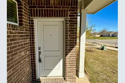 605 W South Street #21, Leander, TX 78641 - Photo 2