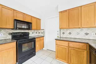 9520 Quail Village Ln, Austin, TX 78758 - Photo 12