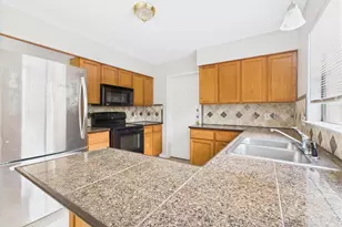 9520 Quail Village Ln, Austin, TX 78758 - Photo 10