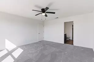 19404 Caymus Dr, Pflugerville, TX 78660 - Photo 16