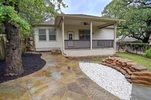 105 S Kaupo Dr, Bastrop, TX 78602 - Photo 26