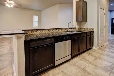 105 S Kaupo Drive, Bastrop, TX 78602 - Photo 6
