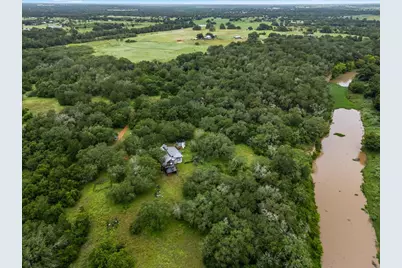 200 Desiderata Drive, Smithville, TX 78957 - Photo 10