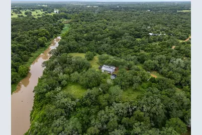 200 Desiderata Drive, Smithville, TX 78957 - Photo 14
