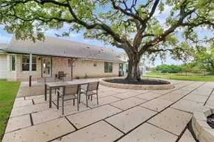 1701 E New Hope Dr, Cedar Park, TX 78641 - Photo 34