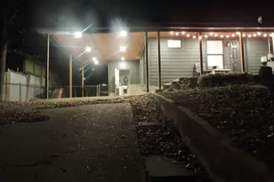 1307 Deloney St, Austin, TX 78721 - Photo 8