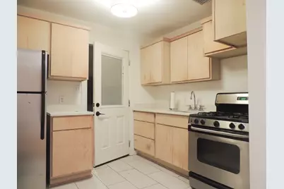 1307 Deloney Street, Austin, TX 78721 - Photo 4