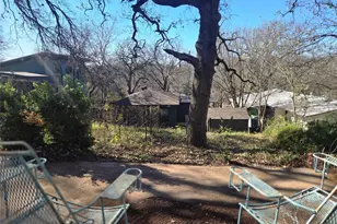 1307 Deloney St, Austin, TX 78721 - Photo 32