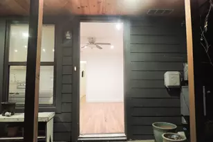 1307 Deloney St, Austin, TX 78721 - Photo 20