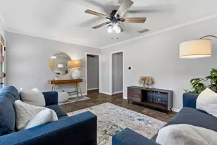 403 Gate Tree Ln, Austin, TX 78745 - Photo 8