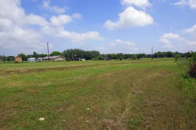 350 Apache Springs Road, Briggs, TX 78608 - Photo 12