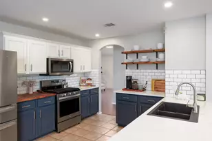 103 San Jacinto Dr, Kyle, TX 78640 - Photo 2