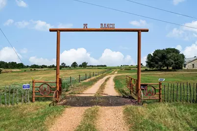 1170 Private Road 3241, Lincoln, TX 78948 - Photo 22