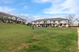 2101 Town Centre Dr, Round Rock, TX 78664 - Photo 26