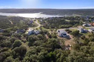 18509 Sugar Maple Dr, Lago Vista, TX 78645 - Photo 14