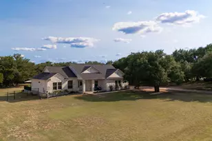 206 Campo Colinas Dr, Bertram, TX 78605 - Photo 2