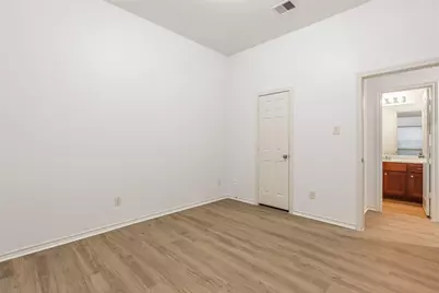 11517 Shadow Creek Drive, Manor, TX 78653 - Photo 12