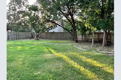 1506 Hollow Tree Boulevard, Round Rock, TX 78681 - Photo 2