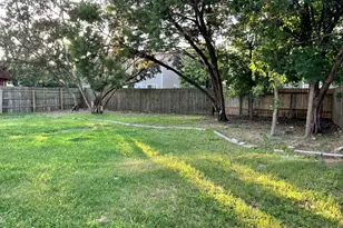1506 Hollow Tree Blvd, Round Rock, TX 78681 - Photo 2
