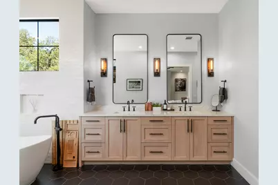 243 Emerald Point Cove, Driftwood, TX 78619 - Photo 20