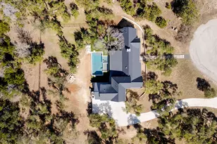 243 Emerald Point Cv, Driftwood, TX 78619 - Photo 38