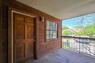1903 E 20th St, Austin, TX 78722 - Photo 2