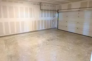 25641 Flora Bella Ln, Elgin, TX 78621 - Photo 10