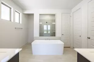 141 Burke St, Liberty Hill, TX 78642 - Photo 8