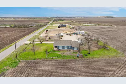 1151 County Road 394, Hutto, TX 78634 - Photo 18