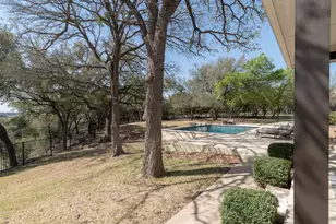 517 Park Pl Dr, Georgetown, TX 78628 - Photo 36