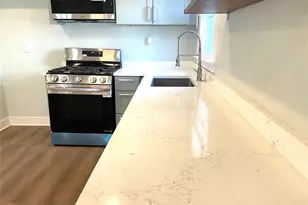 807 E Riverside Dr, Austin, TX 78704 - Photo 10