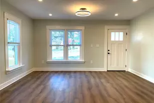 807 E Riverside Dr, Austin, TX 78704 - Photo 4