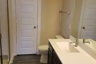 166 Lakeview Ct, Kyle, TX 78640 - Photo 6