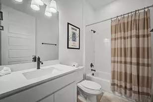 8308 Orizzonte St, Austin, TX 78744 - Photo 16