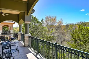 8212 Barton Club Dr, Austin, TX 78735 - Photo 2