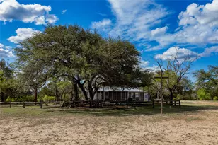 9939 Co Rd 404, Spicewood, TX 78669 - Photo 22