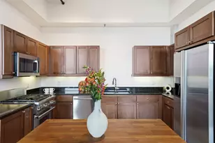 800 W 5th St, Austin, TX 78703 - Photo 10