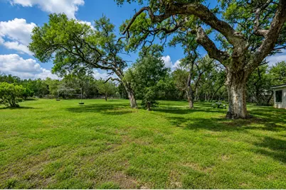 330 Live Oak Hills Court, San Marcos, TX 78666 - Photo 32