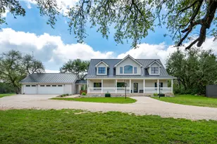330 Live Oak Hills Ct, San Marcos, TX 78666 - Photo 6