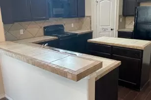 118 Creekside Villa Dr, Kyle, TX 78640 - Photo 4