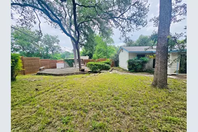 1704 Parkside Lane, Austin, TX 78745 - Photo 34