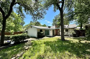 1704 Parkside Ln, Austin, TX 78745 - Photo 2