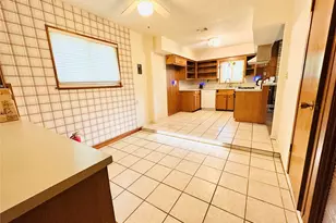 1704 Parkside Ln, Austin, TX 78745 - Photo 30