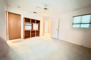 1704 Parkside Ln, Austin, TX 78745 - Photo 18