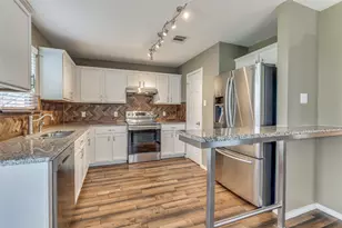 13620 Lyndon B Johnson St, Manor, TX 78653 - Photo 10