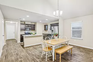 10604 Menominee Falls Ln, Austin, TX 78754 - Photo 4