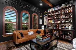 3 Applegreen Ct, The Hills, TX 78738 - Photo 14