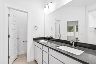 241 Coleto Tr, Bastrop, TX 78602 - Photo 14