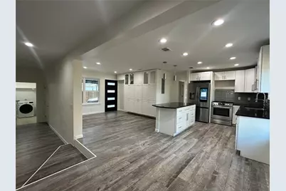 908 Plateau Circle, Austin, TX 78745 - Photo 8